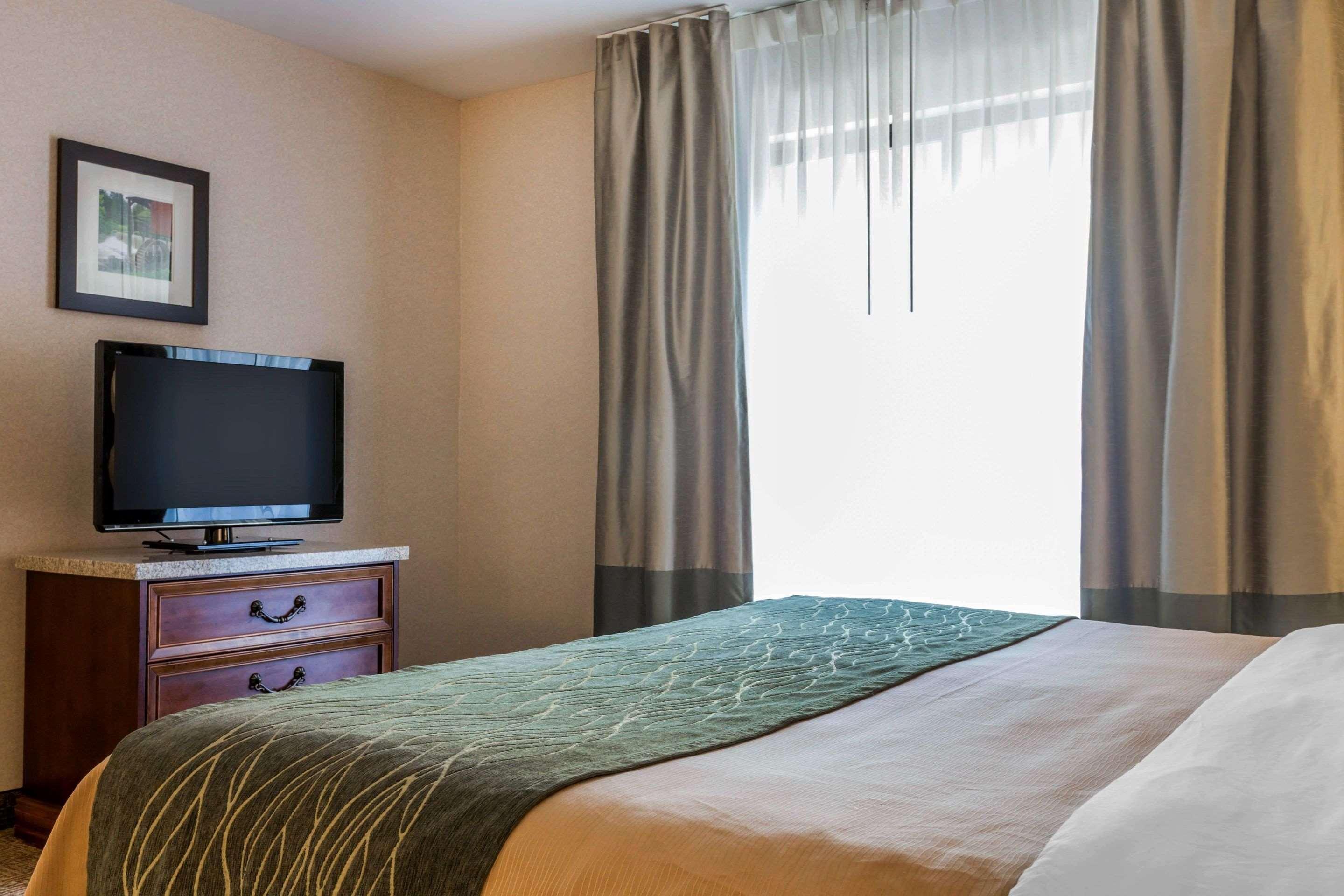 Comfort Inn & Suites Burlington Extérieur photo