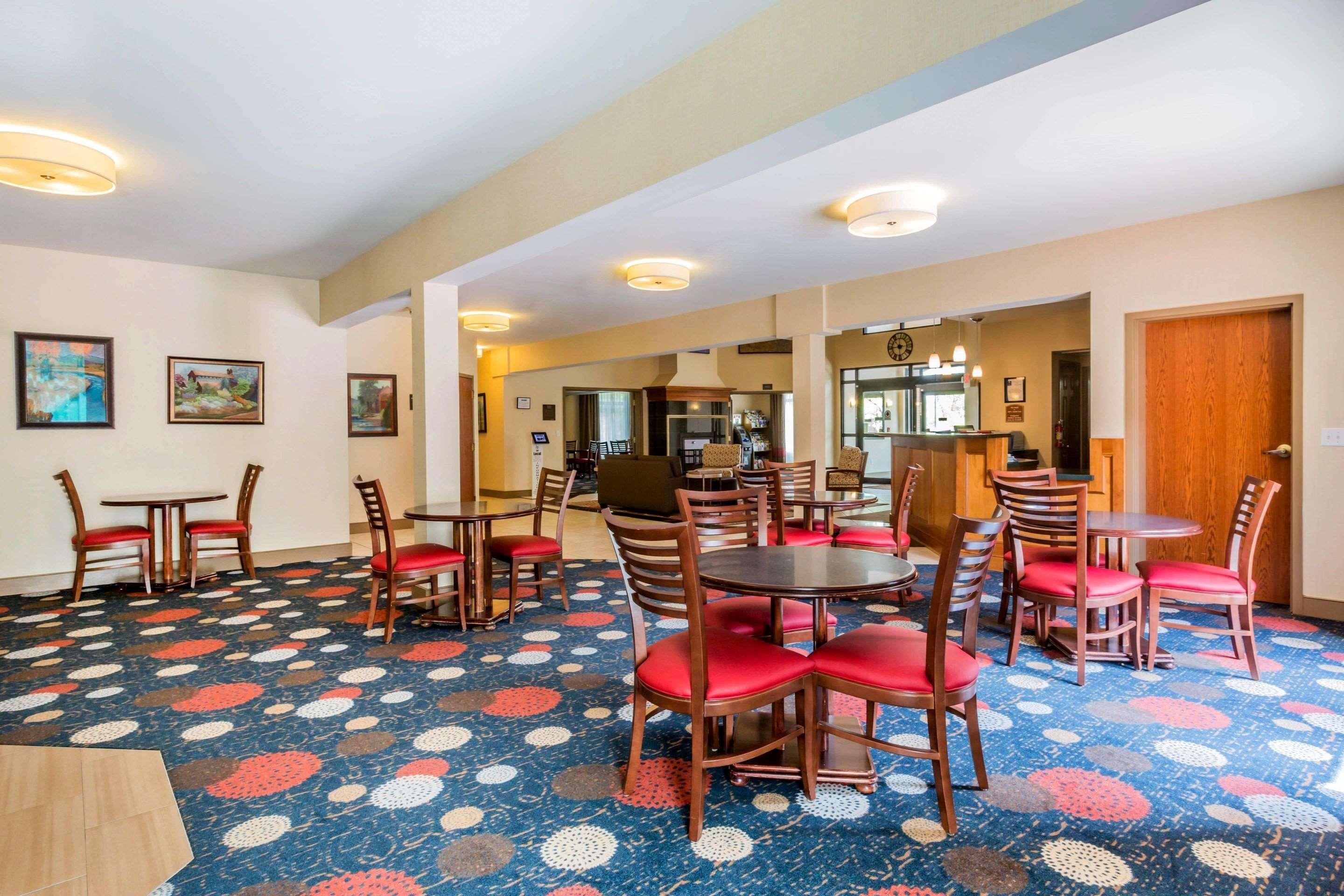 Comfort Inn & Suites Burlington Extérieur photo